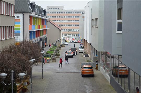 Dobrovského projde proměnou. Město našlo parkovací kapacity