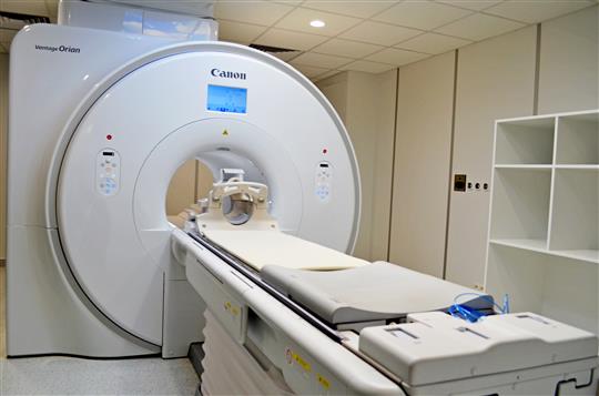 Zásadní role v diagnostice a vedení léčby. Nemocnice otevírá pracoviště magnetické rezonance