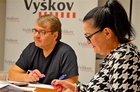 Dětí u zápisu ubývá. Mateřské školy přijmou i desítky dvouletých