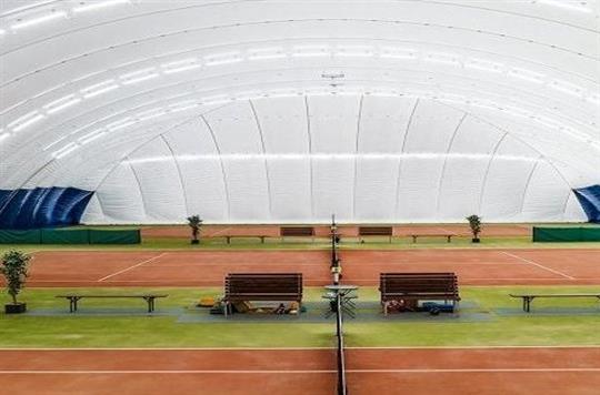 Tenis i přes zimu. Nová hala pomůže také početné základně dětí
